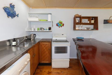 Photo of property in 5 Bayly Street, Baylys Beach, Dargaville, 0377