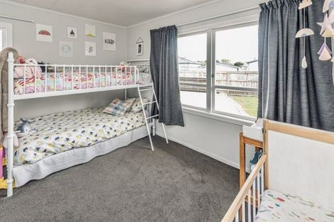 Photo of property in 8a Kings Avenue, Gonville, Whanganui, 4501