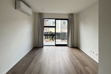 Photo of property in 4/476 West Coast Road, Glen Eden, Auckland, 0602