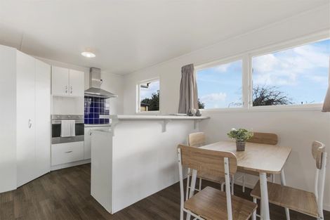 Photo of property in 8 Thackeray Place, Owhata, Rotorua, 3010