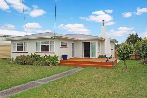 Photo of property in 81 Thames Street, Rongotea, 4476