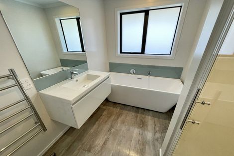 Photo of property in 165a Stokes Valley Road, Stokes Valley, Lower Hutt, 5019