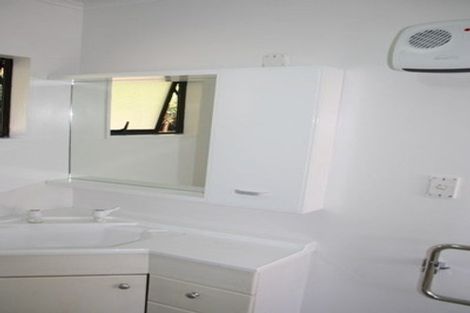 Photo of property in 441 Titirangi Road, Titirangi, Auckland, 0604