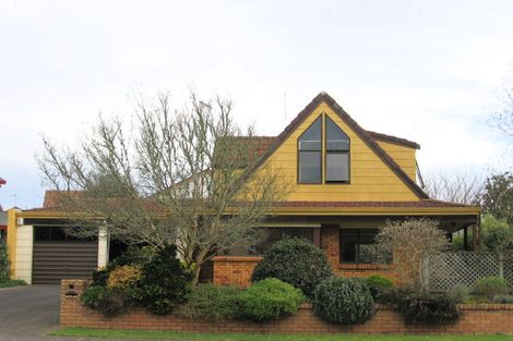 Photo of property in 37 Delamare Road, St Andrews, Hamilton, 3200