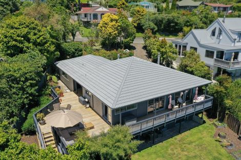 Photo of property in 64 Kotare Street, Waikanae, 5036