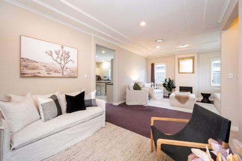 Photo of property in 52 Russell Robertson Drive, Havelock North, 4130