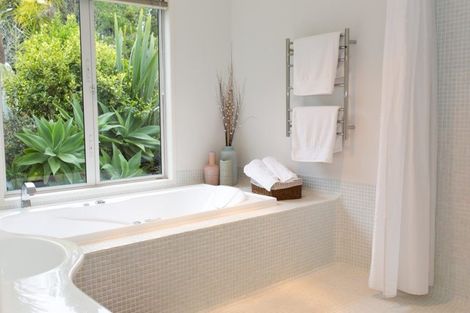 Photo of property in 73 Valencia Lane, Kerikeri, 0293