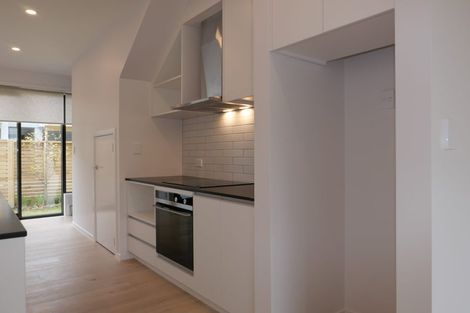 Photo of property in 10 Kamahi Place, Paraparaumu, 5032