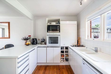 Photo of property in 3/32 Northumberland Avenue, Belmont, Auckland, 0622