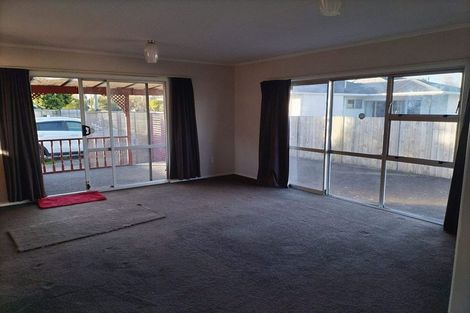 Photo of property in 33a Kawaha Point Road, Fairy Springs, Rotorua, 3015