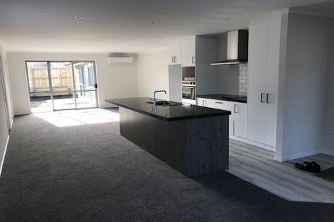 Photo of property in 108 Whakaturou Crescent, Pyes Pa, Tauranga, 3112