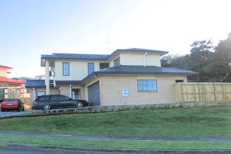 Photo of property in 15 Fairchild Avenue, Goodwood Heights, Auckland, 2105
