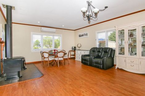 Photo of property in 95 Domett Street, Westport, 7825