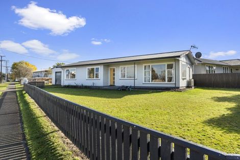 Photo of property in 2 Cobham Way, Feilding, 4702