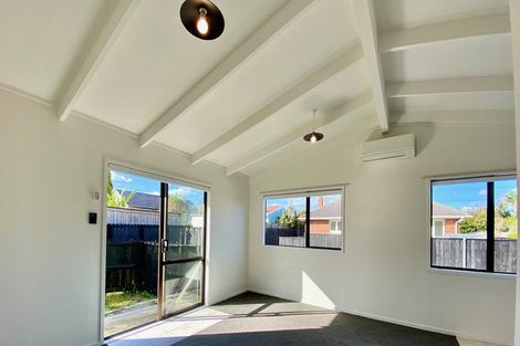 Photo of property in 626 Te Atatu Road, Te Atatu Peninsula, Auckland, 0610