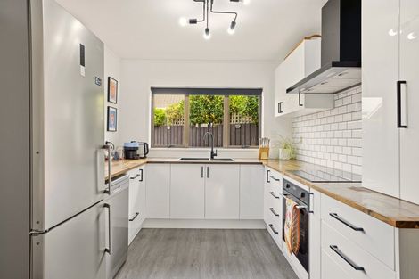 Photo of property in Carmichael Courts, 22/14 Wharenui Road, Upper Riccarton, Christchurch, 8041