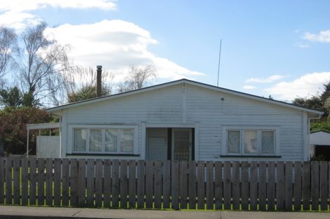 Photo of property in 11 Tawa Street, Edgecumbe, 3120