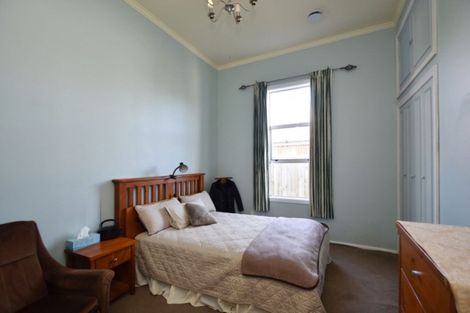 Photo of property in 33 Bullar Street, Grasmere, Invercargill, 9810