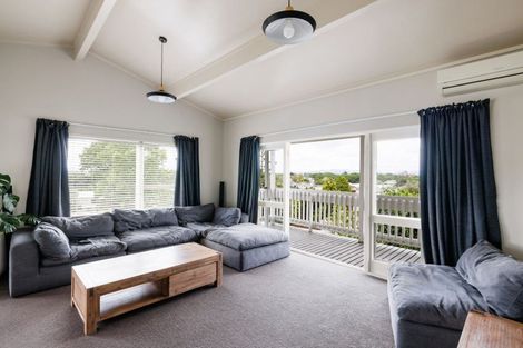 Photo of property in 38 Pohutukawa Drive, Pukete, Hamilton, 3200