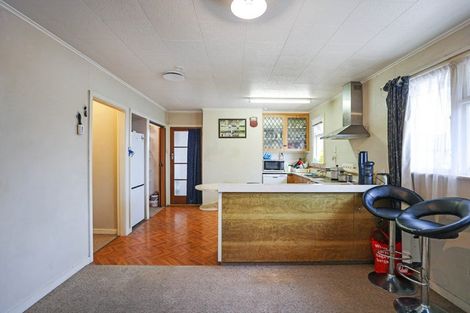 Photo of property in 71 Mcmurdo Street, Tinwald, Ashburton, 7700