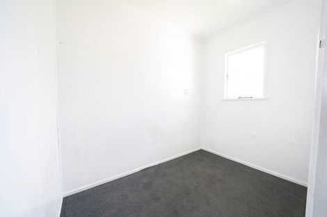 Photo of property in 109 George Street, Hikurangi, 0114