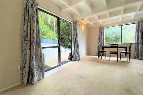 Photo of property in 2/147 Spinella Drive, Bayview, Auckland, 0629