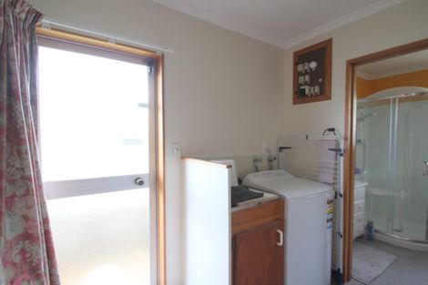 Photo of property in 7b Howard Street, Gore, 9710