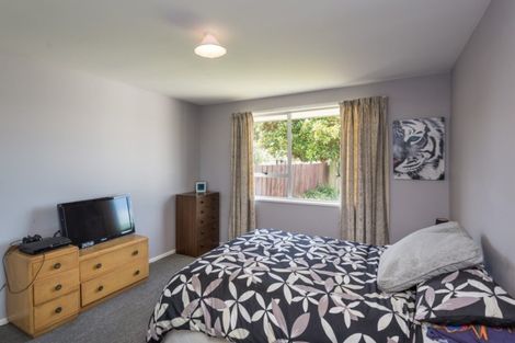 Photo of property in 1/8 Leonie Place, Aranui, Christchurch, 8061