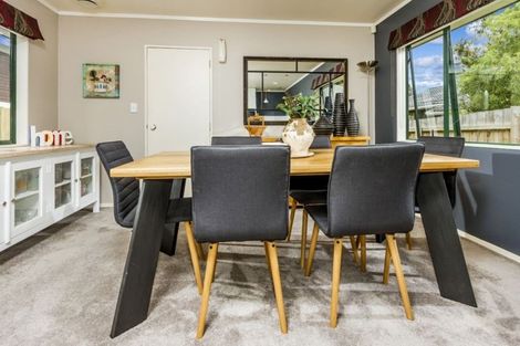 Photo of property in 3/129a Manuka Road, Bayview, Auckland, 0629
