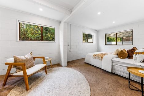 Photo of property in 18 Outlook Road, Greenhithe, Auckland, 0632