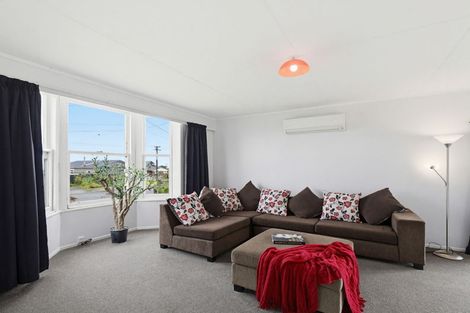 Photo of property in 4 Ashton Terrace, Castlecliff, Whanganui, 4501