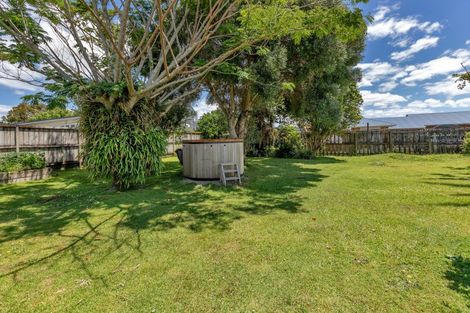 Photo of property in 205 One Tree Point Road, One Tree Point, 0118