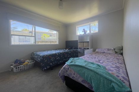 Photo of property in 50 Glynnbrooke Street, Te Atatu South, Auckland, 0610