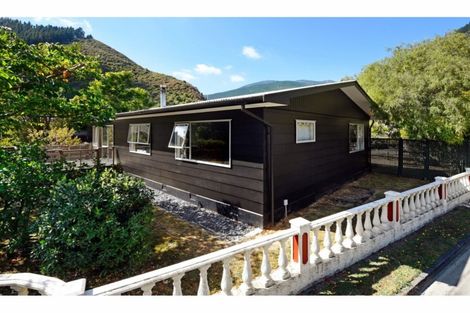 Photo of property in 9 Burn Place, The Brook, Nelson, 7010