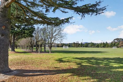Photo of property in 40 Oakley Crescent, Hornby, Christchurch, 8042