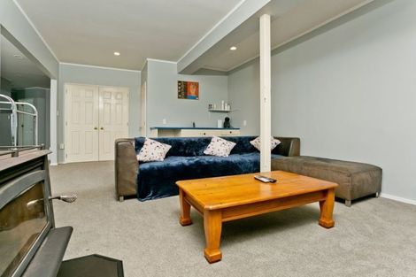 Photo of property in 81 Pemberton Avenue, Bayview, Auckland, 0629