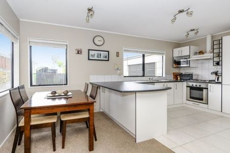 Photo of property in 76a Panorama Road, Mount Wellington, Auckland, 1060