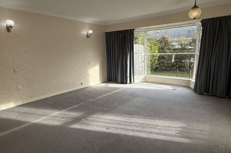 Photo of property in 64 Hamilton Avenue, Ilam, Christchurch, 8041