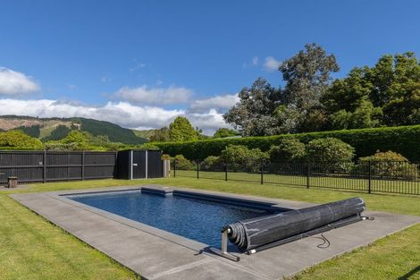 Photo of property in 38 Pohutukawa Drive, Levin, 5571