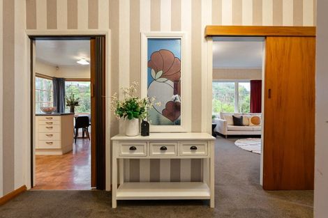 Photo of property in 23 Frederick Street, Tawa, Wellington, 5028