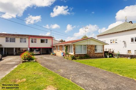 Photo of property in 4/33 Kitchener Road, Sandringham, Auckland, 1025