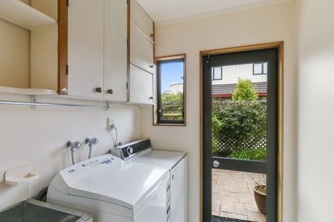 Photo of property in 2 Scorian Close, Karori, Wellington, 6012