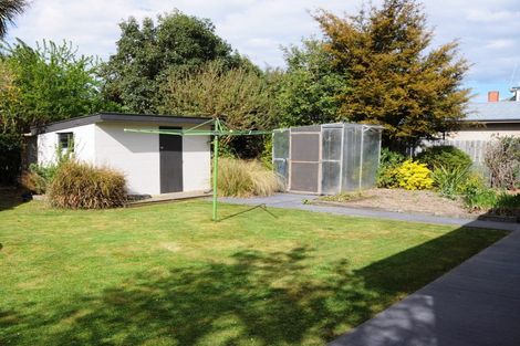 Photo of property in 76 Mckenzie Street, Geraldine, 7930