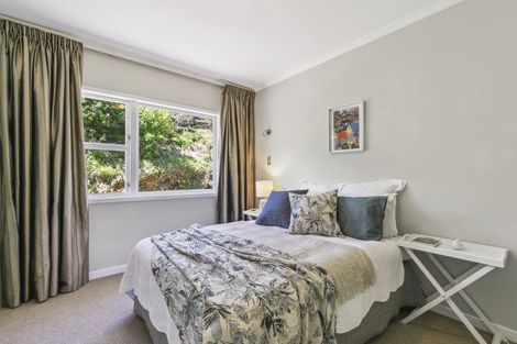 Photo of property in 2 Poona Street, Khandallah, Wellington, 6035