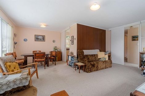 Photo of property in 419 Don Buck Road, Massey, Auckland, 0614