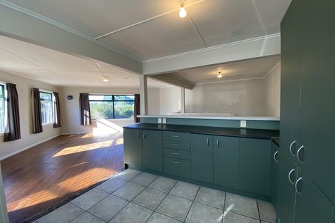 Photo of property in 4 Sea View Road, Baylys Beach, Dargaville, 0377