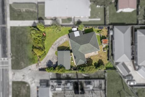 Photo of property in 5 The Strand, Wainuiomata, Lower Hutt, 5014