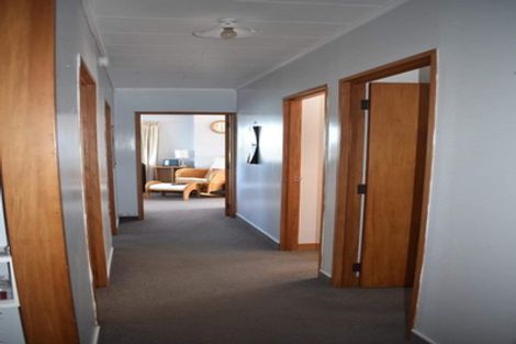 Photo of property in Grafon Court Flats, 7/53 Grafton Road, Roseneath, Wellington, 6011