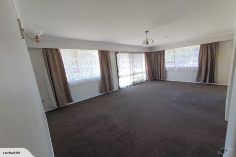 Photo of property in 1/11 Anarahi Place, Mangere Bridge, Auckland, 2022