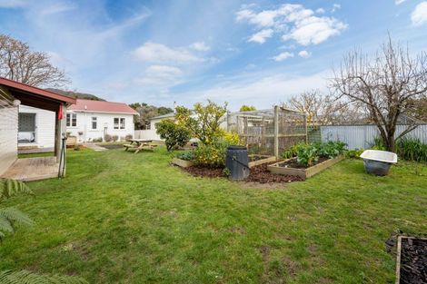Photo of property in 13 Brook Street, Waiwhetu, Lower Hutt, 5010